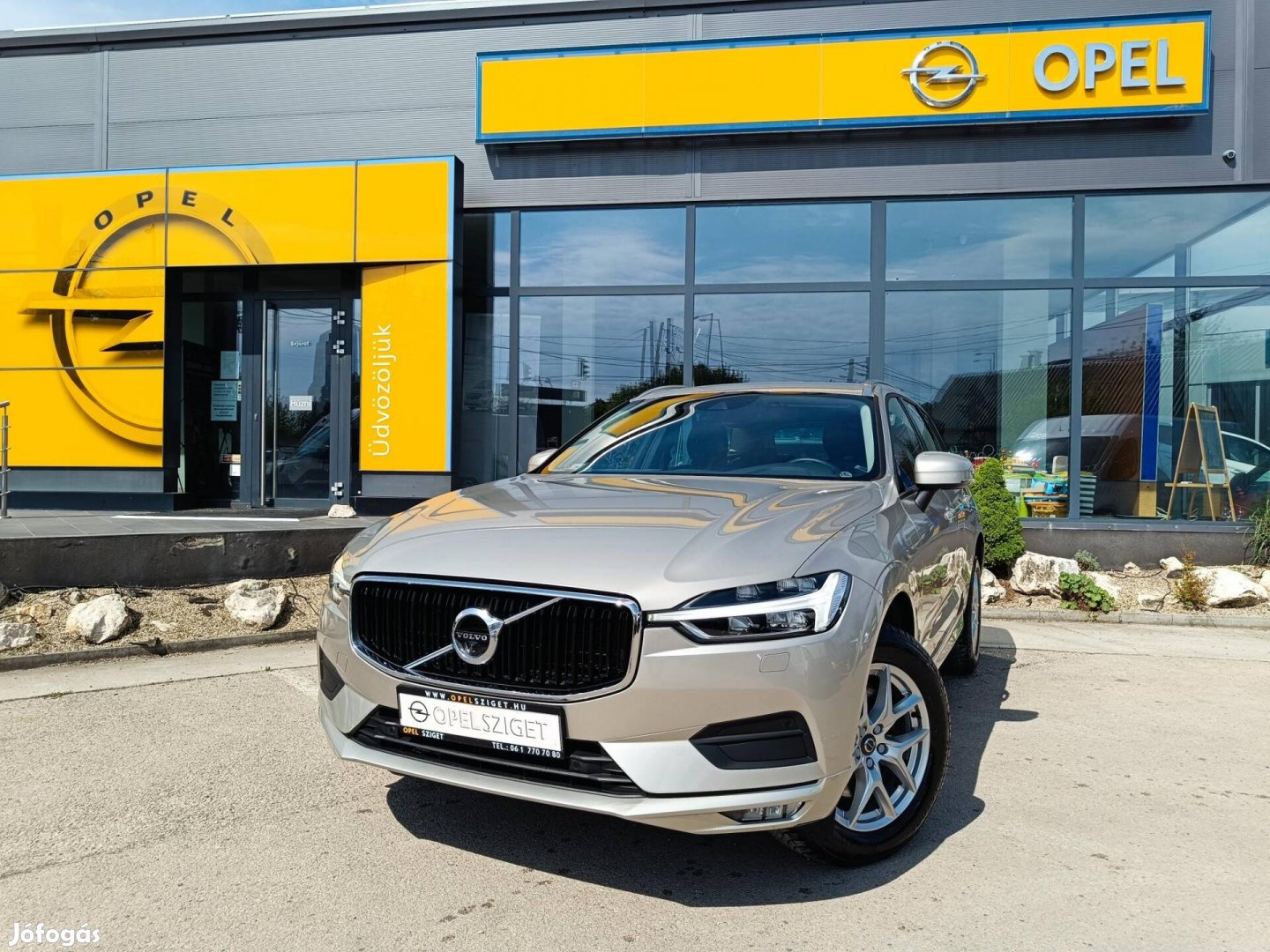 Volvo XC60 2.0 [D4] Momentum Pro Geartronic Áfá...